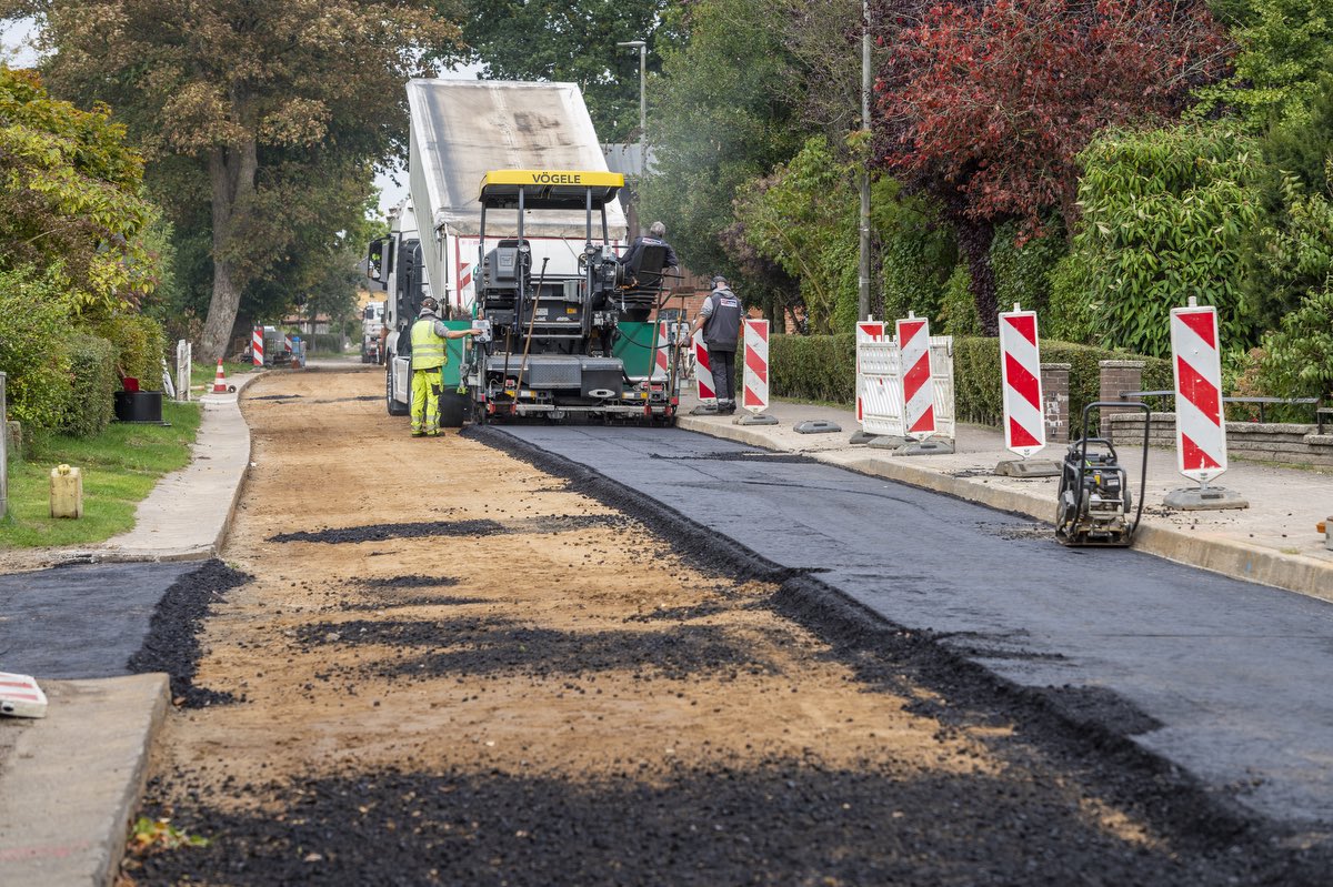 HOFF Ihre Profis für Asphaltarbeiten, Straßenbau und Kanalbau