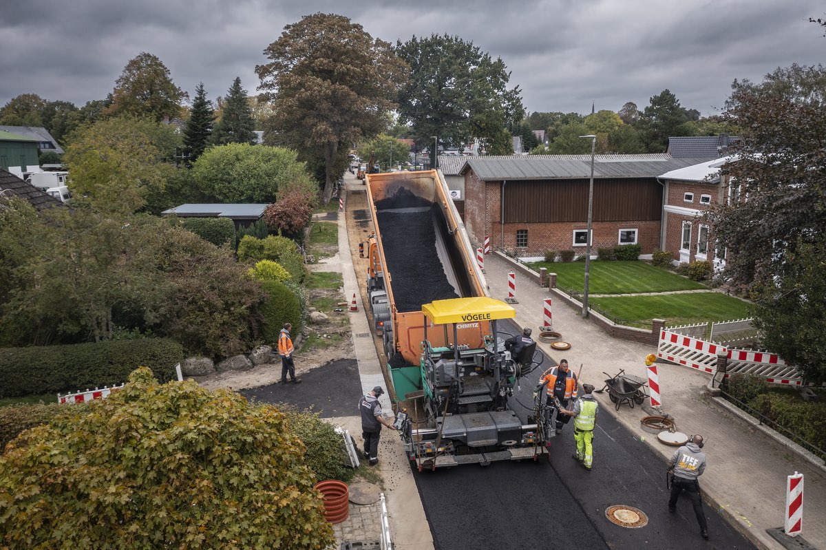 HOFF Ihre Profis für Asphaltarbeiten, Straßenbau und Kanalbau