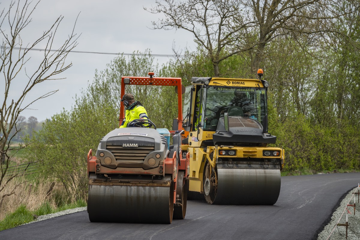 HOFF Ihre Profis für Asphaltarbeiten, Straßenbau und Kanalbau
