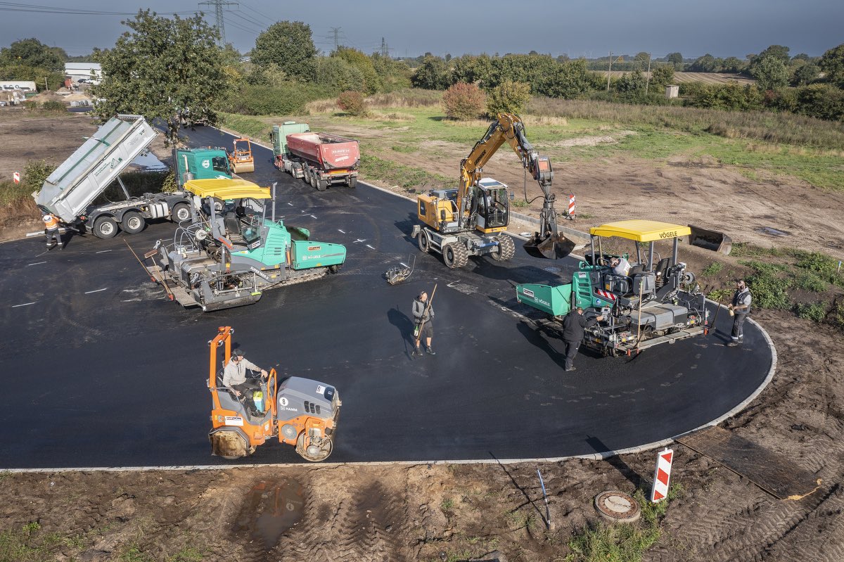 HOFF Ihre Profis für Asphaltarbeiten, Straßenbau und Kanalbau